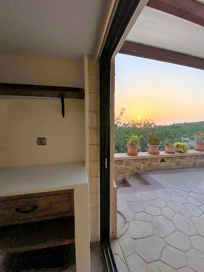 Pistachio Guesthouse, Παραδοσιακός Ξενώνας Vathí Exteriör bild